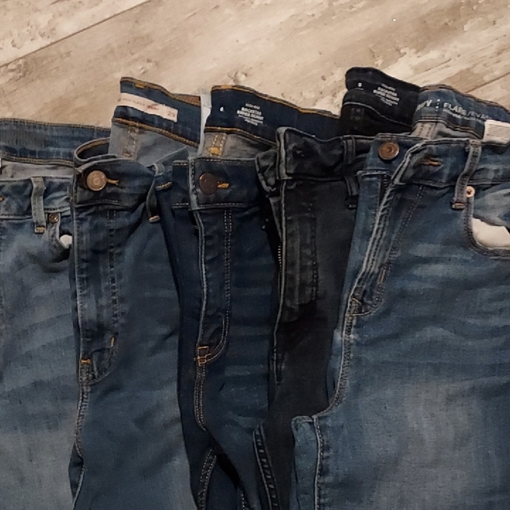 Lot of 5 jeans